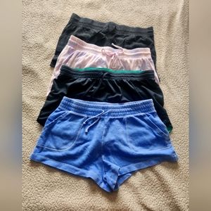 4 pairs of women's shorts size large